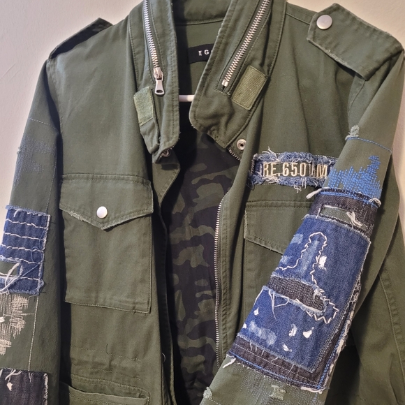 Camo utility jacket - Picture 2 of 5